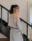 Mio pinstripe off-shoulder layered set