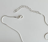 Minisha Ribbon Pearl Necklace