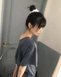 Rishu loose-fit flower-printed off-shoulder short-sleeved T-shirt