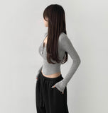 U-neck button-down see-through slim fit t-shirt