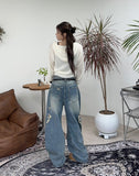 Dekai Curved Destroyed Jeans