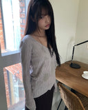 Ruden Pleated Print U-Neck Long Sleeve T-Shirt