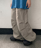 [unisex] Lyov banding cut-out string parachute nylon pants