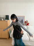 Chomin nylon back ribbon sleeveless blouse
