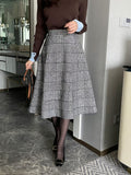 Eble Herringbone Check Flare Wool Skirt