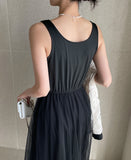 Labia Sleeveless Sha One Piece