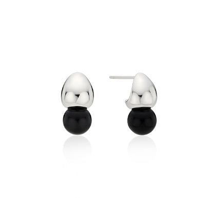 【HYERES LOR】Souvenir Marcel ピアス (White) HYERES LOR – einz.jp