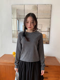 Shukan Ribbed Round Long Sleeve Tee