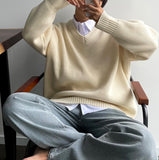 Swed V-neck loose fit knitwear