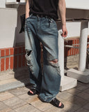 Depot damage embossed wide denim