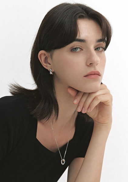 【HYERES LOR】24FW★ SIL (Y) Twist Chunky One-Touch Earrings HYERES LOR】24FW☆ SIL (Y) Twist Chunky One-Touch Earrings
