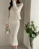 Pline Round Punching Knit Two Piece