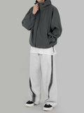 Calf sweatpants
