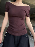 Shirring off-shoulder short sleeve tee