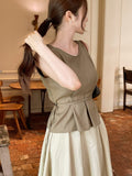 Okan Round Neck Pintuck Sleeveless Blouse (Belt Set)