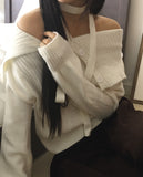 Hanel button off-shoulder muffler knit