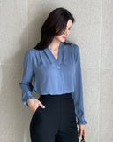 Mauve V-neck shirring blouse