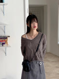 wave punching layered V-neck crop L/S KT