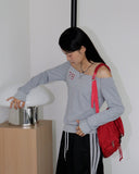 Linbu 78 Patch Off-Shoulder Pile Sweatshirt