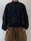 Curve Incision Zipper Jumper