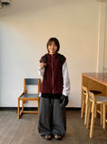 [unisex] Kuomi Over String Hood Knit Vest