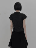 Anti-Fur Half-Pola Short-Sleeve Knit