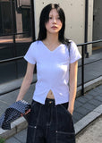 RIBBED V SLIT HALF T