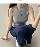 Inner round neck slim fit sleeveless