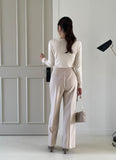 Tight Creamy Round Basic T-shirt