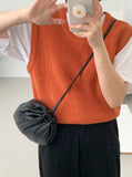 Junopi U-neck knit vest