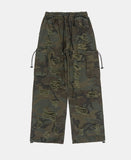 Camo distressed cargo string banding pants