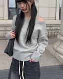 Fron shoulder slit knit
