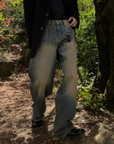 West cutting wide denim