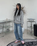 Poise over big pocket sweatshirt