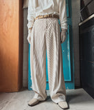 Deep corduroy one-tuck pants