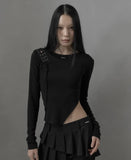 [mnem] Distorted Eyelet Slit Top