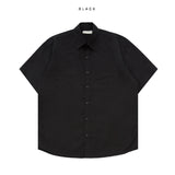 Week over short sleeve shirt