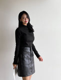 Modenin Gold Button Half-Neck Knit