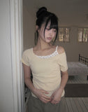 Point One Off-shoulder Short Sleeve T-shirt