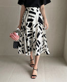 Arta Pattern Banding Flare Skirt