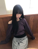 Kyuhin Sleeve Button One-Shoulder Sweatshirt
