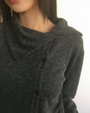 Inz diagonal button turtleneck collar cardigan
