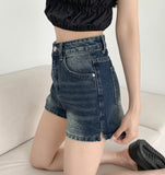 Side Slit Point Washing Denim Shorts