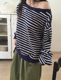 Ohne color matching stripe plain loose fit off-shoulder long sleeve sweatshirt