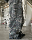 Pattern Rivet Pin Tuck Balloon Cargo Pants