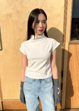 INVIVE HALF NECK SLEEVE T