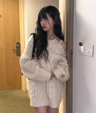Ond Shoulder Slit Cable Knit One Piece