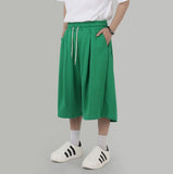 Dozen Bermuda sweatpants