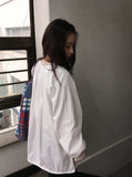 Hudin U-neck Cotton Pocket Blouse