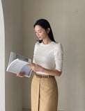 Nien Ribbed Round Knit
